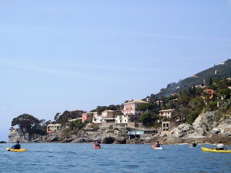 Kayaking in Genova Nervi