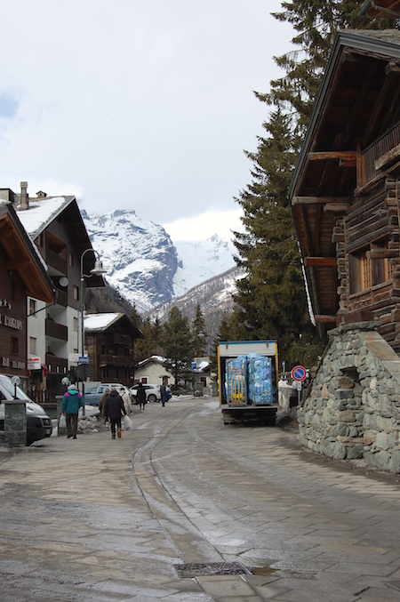 Champoluc old architecture